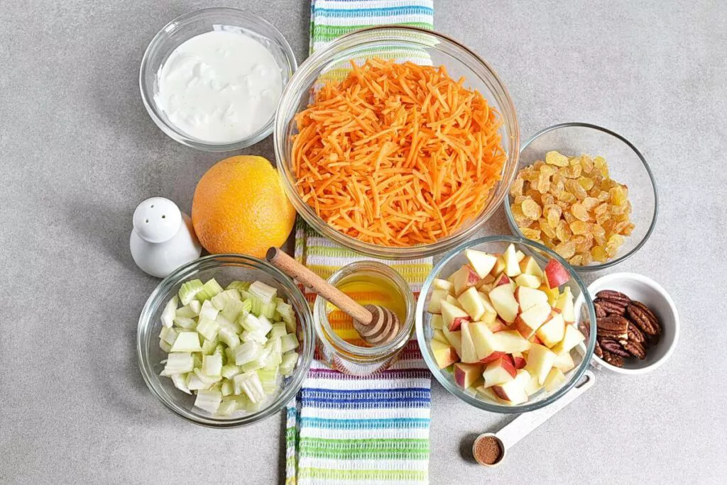 Ingredients for Carrot Apple Salad with Yogurt Dressing