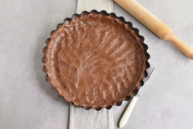 Step 4 - Chocolate Triple Berry Panna Cotta Tart