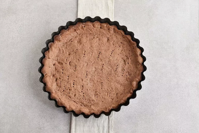 Step 5 - Chocolate Triple Berry Panna Cotta Tart