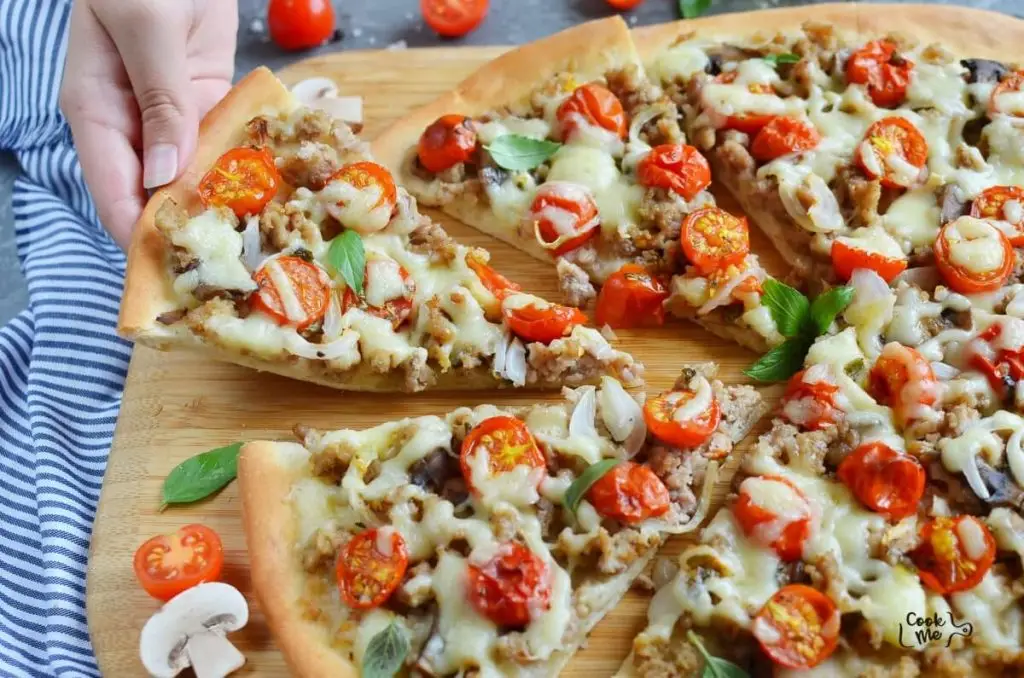 Homemade Fresh Tomato Pizza