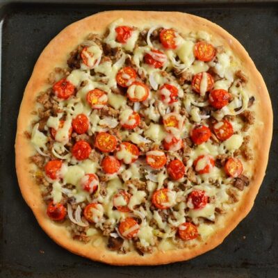 Homemade Fresh Tomato Pizza recipe - step 7