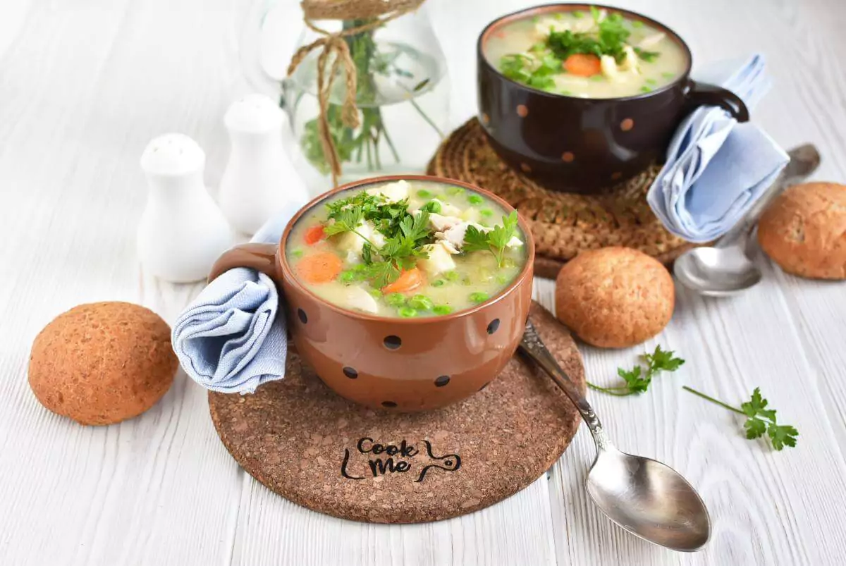 Instant Pot Chicken and Dumplings