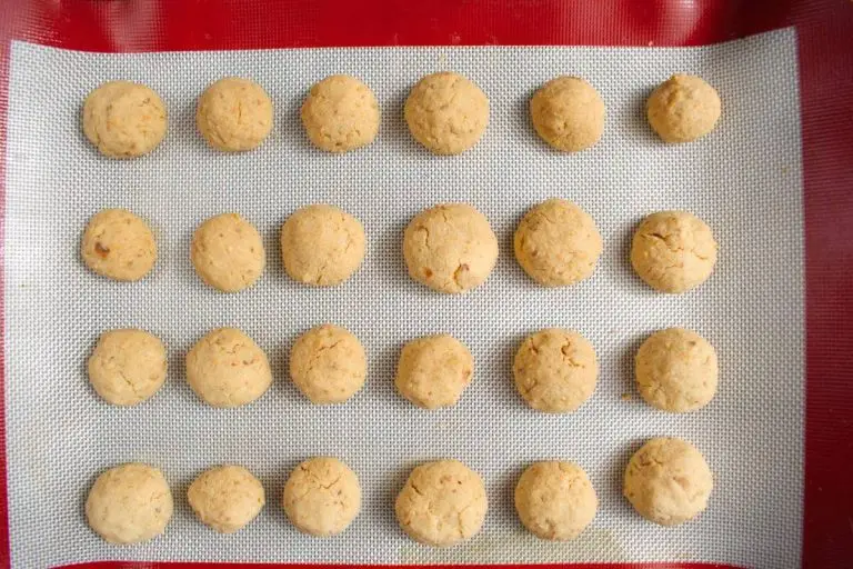 Step 7 - Italian Nut Cookies (Baci di Dama)