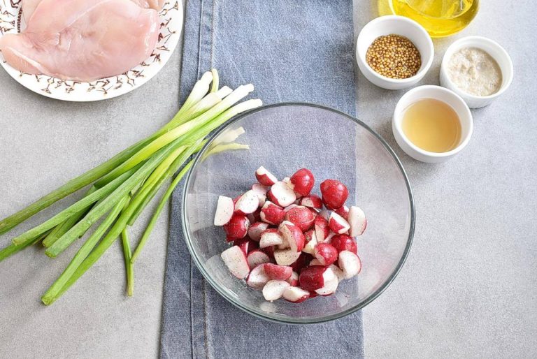 Step 1 - Pan-Seared Chicken Breasts with Radish