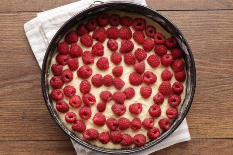 Step 9 - Raspberry Almond Crumb Cake
