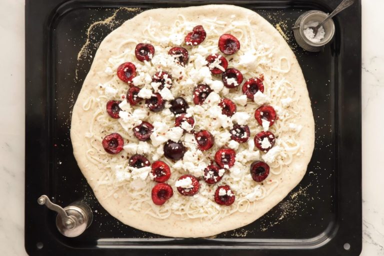 Step 4 - Summer Pizza with Cherries and Feta