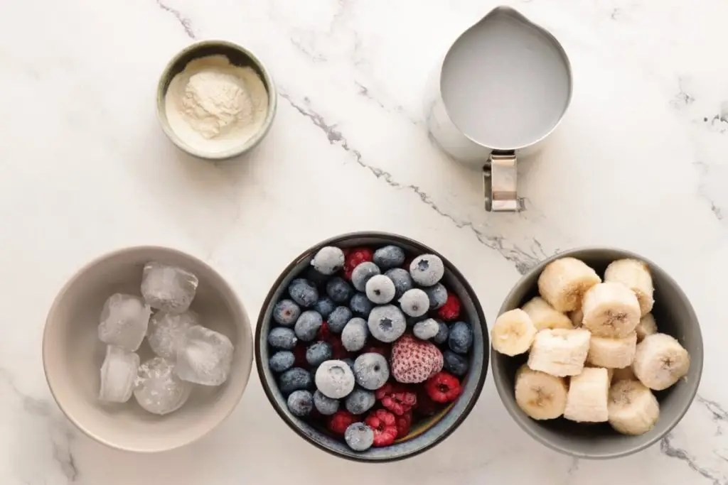 Ingredients for Antioxidant Berry Banana Smoothie