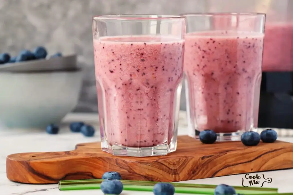Antioxidant Berry Banana Smoothie