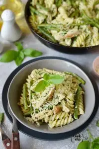 Creamy Chicken & Green Bean Pesto Pasta