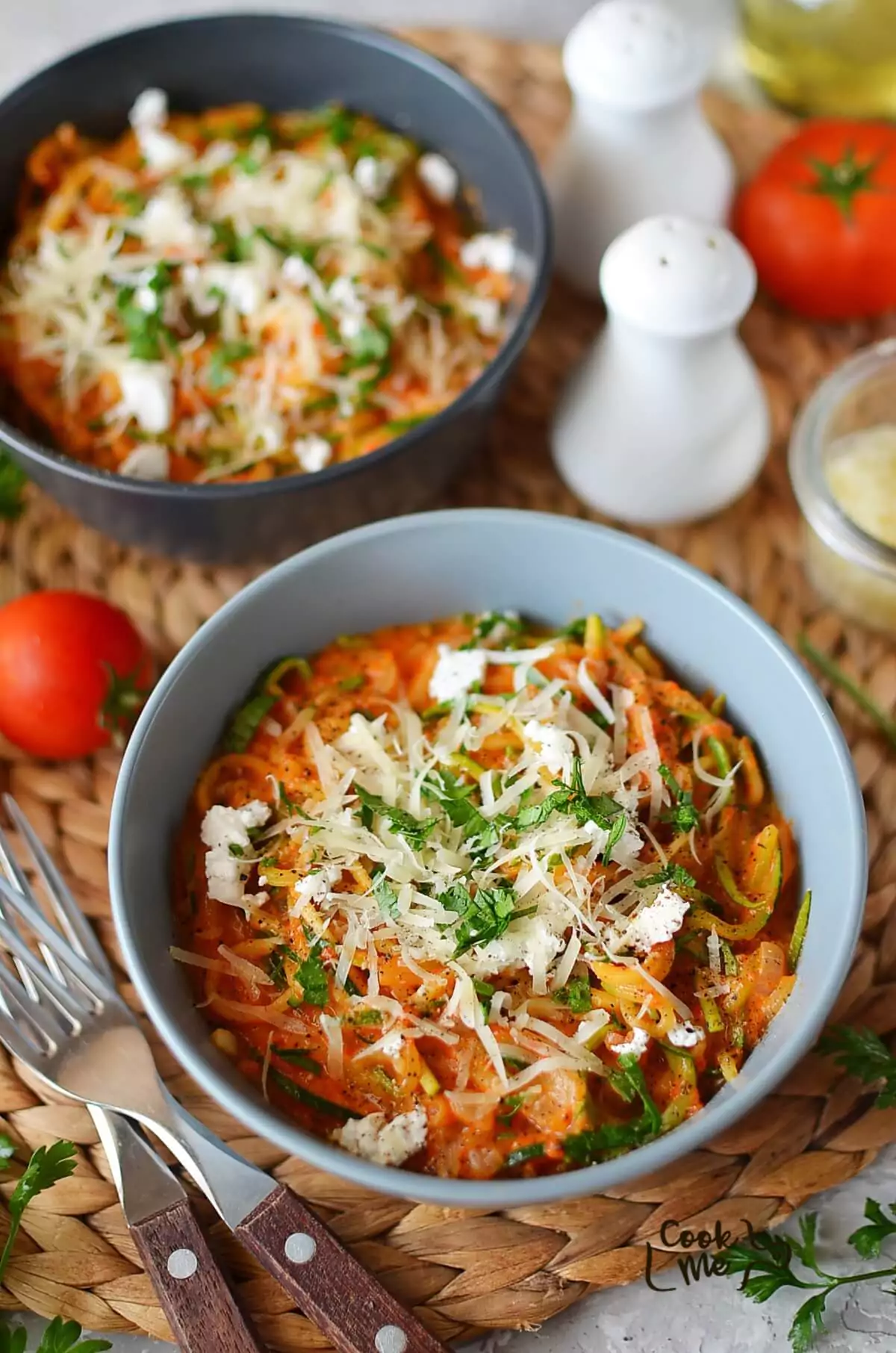Creamy Roasted Red Pepper Zucchini Noodles