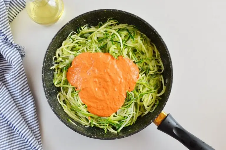 Step 4 - Creamy Roasted Red Pepper Zucchini Noodles