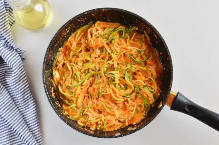 Step 4 - Creamy Roasted Red Pepper Zucchini Noodles