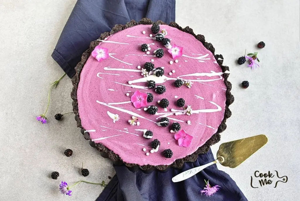 Easy No Bake Blackberry Tart