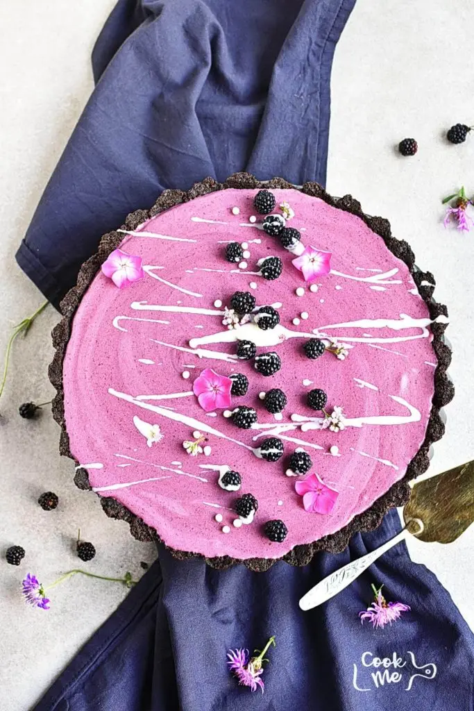 Easy No Bake Blackberry Tart