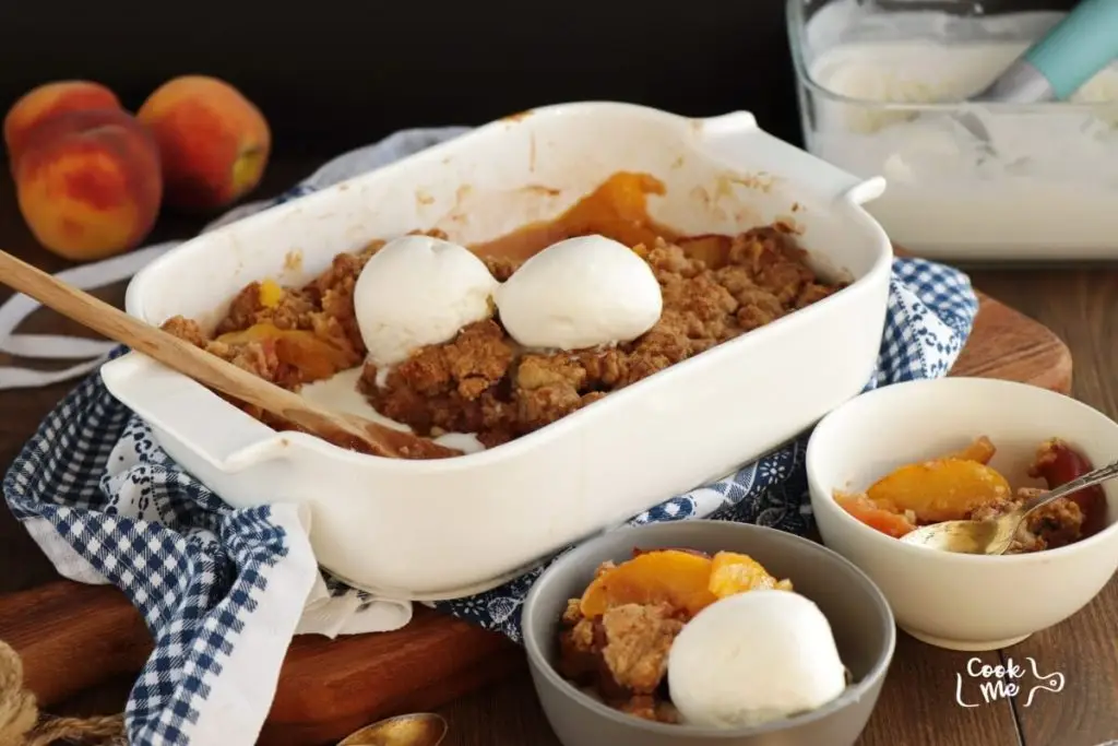 Old Fashioned Peach Cobbler