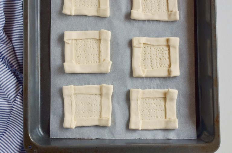 Step 3 - Puff Pastry Apple Tartlets