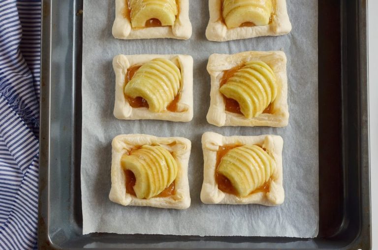 Step 7 - Puff Pastry Apple Tartlets