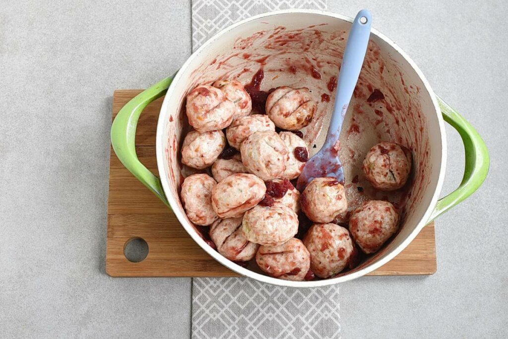 Apple Cranberry Turkey Meatballs recipe - step 6