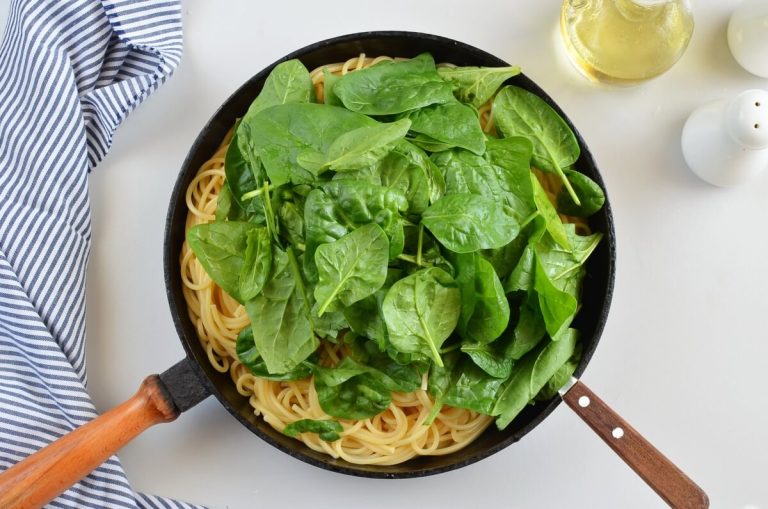 Step 7 - Butternut Squash, Spinach and Walnut Spaghetti