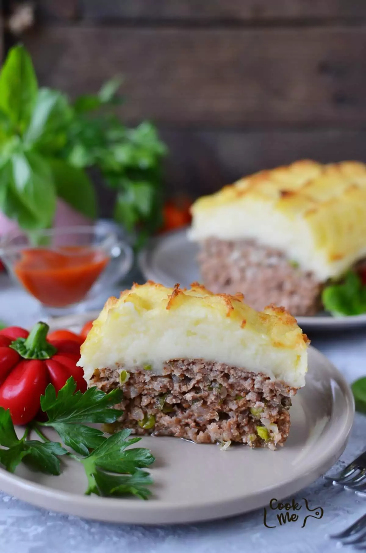 Cheesy Mash-Topped Meatloaf