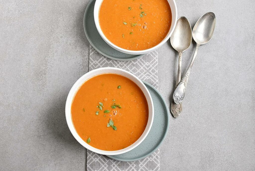 How to serve Classic Tomato Soup