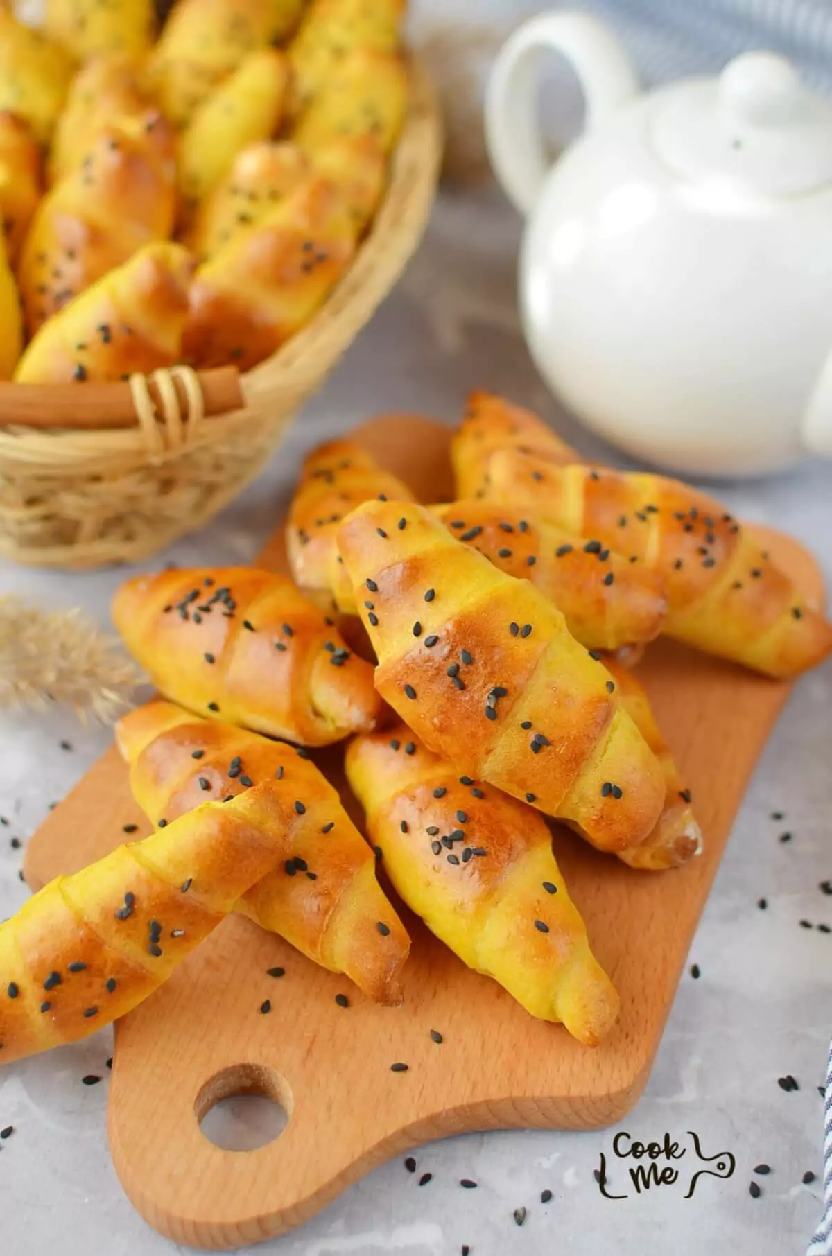 Soft and Fluffy Pumpkin Dinner Rolls