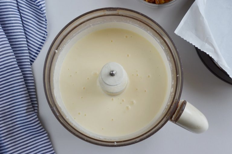 Step 2 - Farmer’s Cheese Cake with Raisins (Zapekanka)