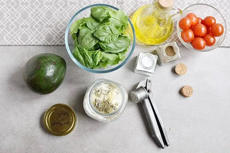Step 2 - Grilled Chicken Salad with Creamy Dressing