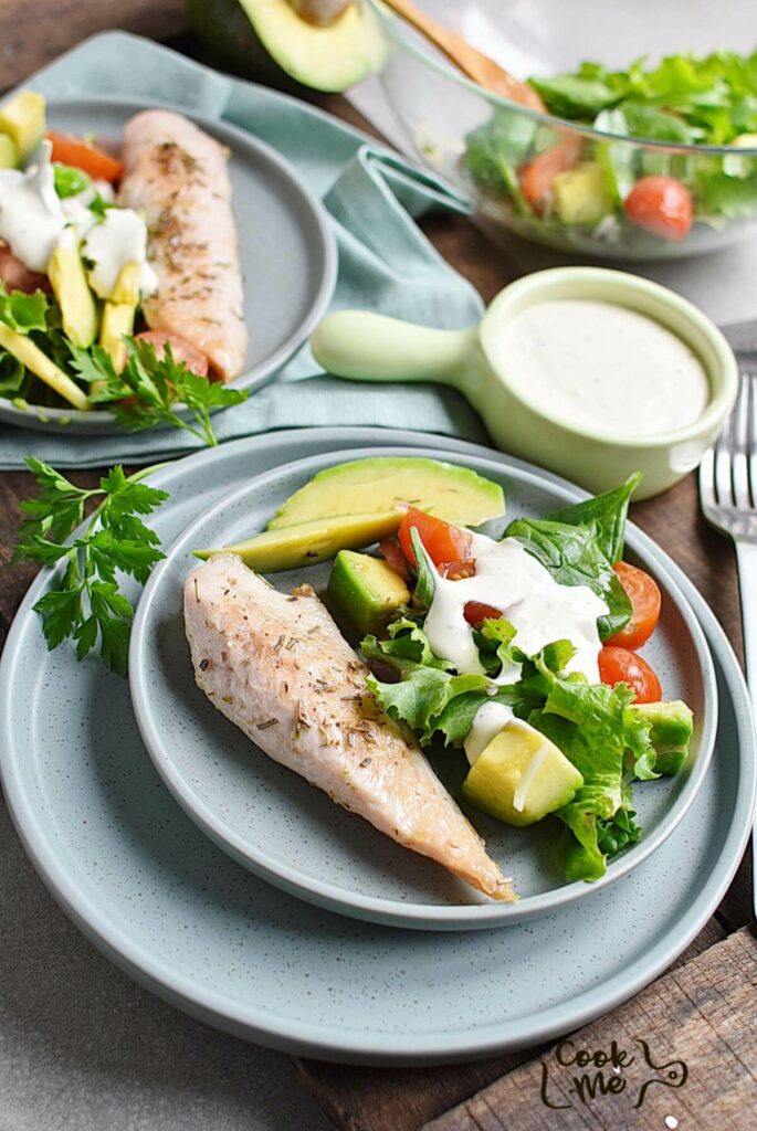 Grilled Chicken Salad with Creamy Dressing