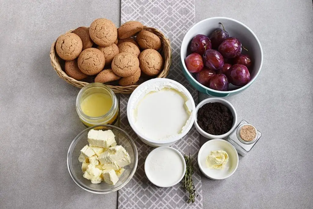Ingredients for No-Bake Plum Tart with Mascarpone