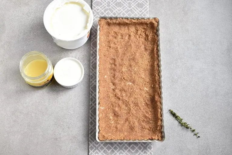 Step 2 - No-Bake Plum Tart with Mascarpone