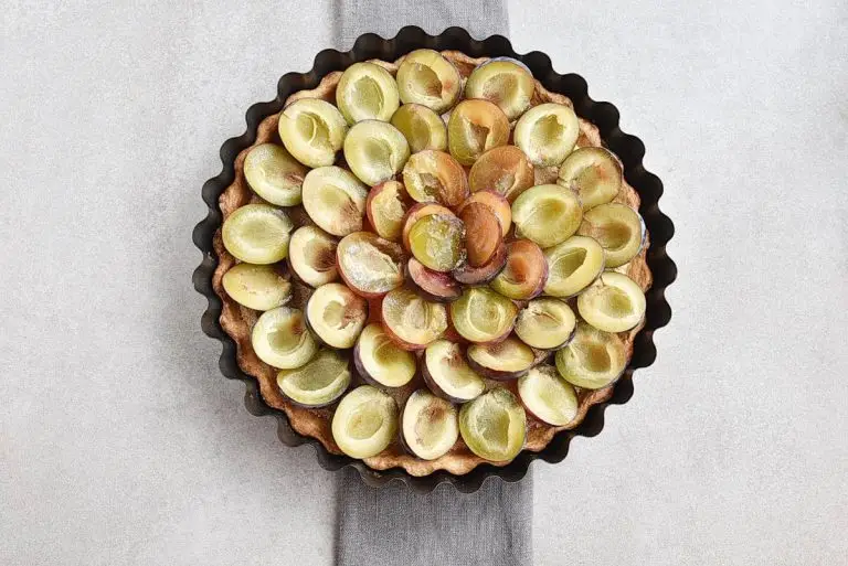 Step 4 - Easy Plum Tart