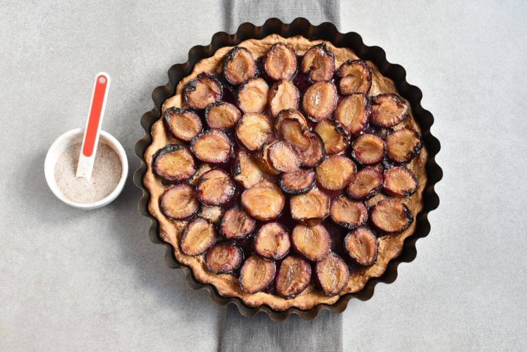 Step 7 - Easy Plum Tart