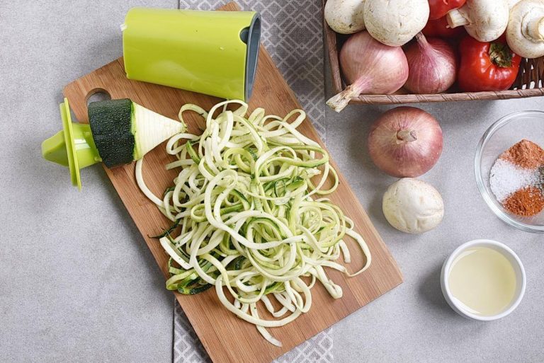 Step 1 - Veggie Fajita Zoodles