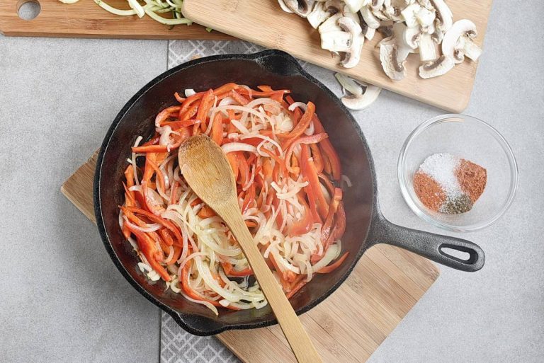 Step 5 - Veggie Fajita Zoodles