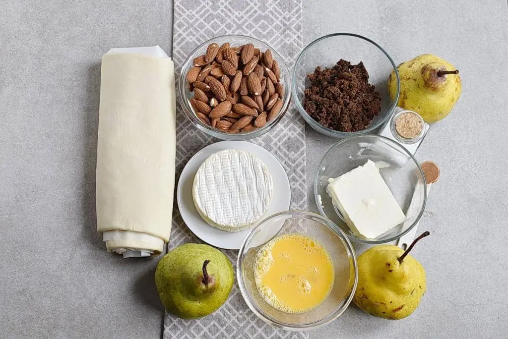 Ingredients for Baked Pears in Puff Pastry
