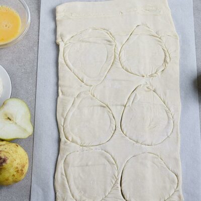 Baked Pears in Puff Pastry recipe - step 4