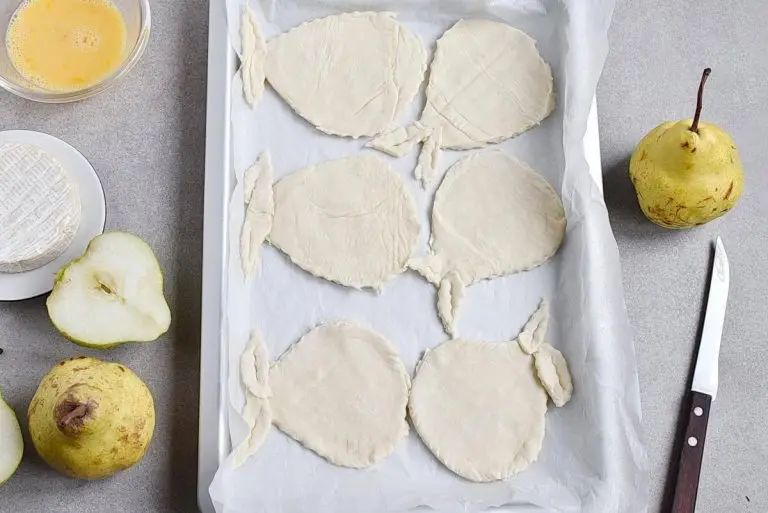 Step 4 - Baked Pears in Puff Pastry