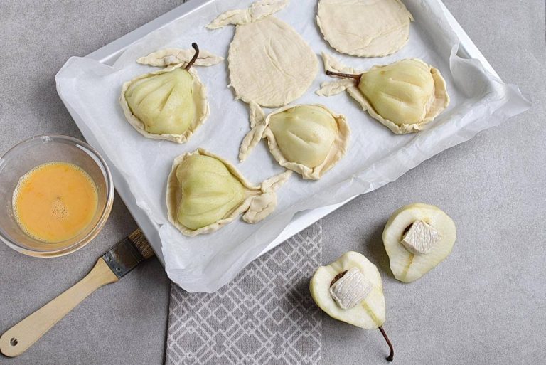 Step 5 - Baked Pears in Puff Pastry