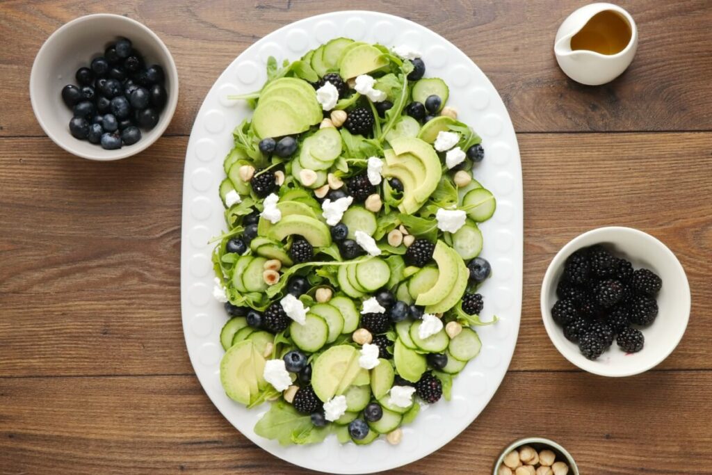 Blackberry, Avocado and Arugula Salad recipe - step 2