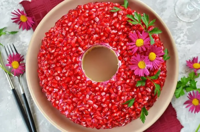 Step 10 - Russian Garnet Bracelet Salad