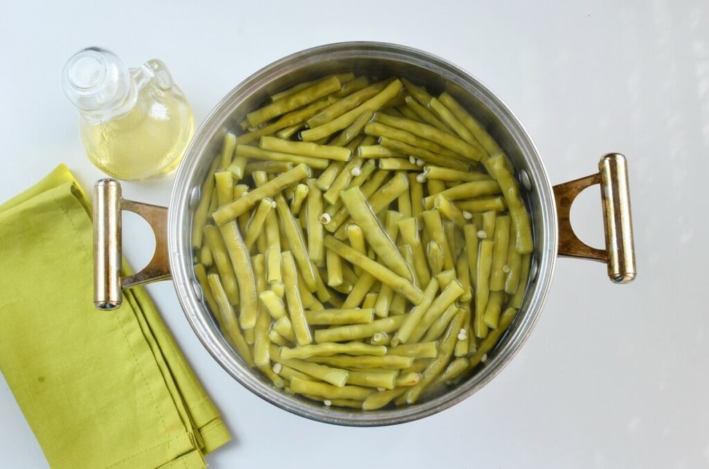 Green Beans with Orange and Almond Gremolata recipe - step 3