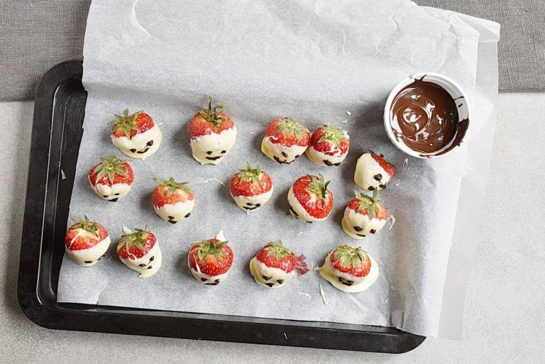 Step 6 - Halloween Ghost Strawberries