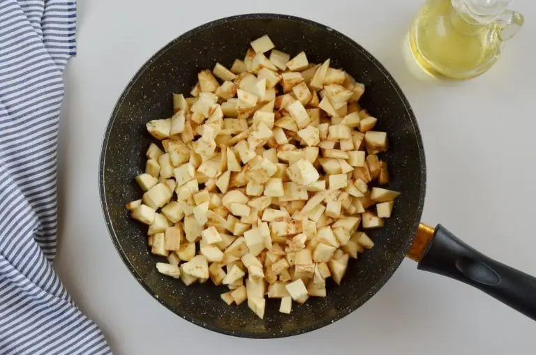 Mushroom-Stuffed Eggplant recipe - step 5