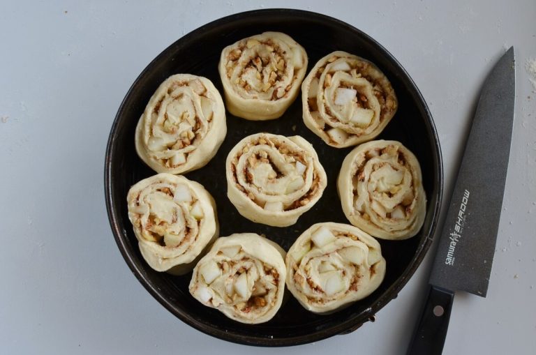 Step 9 - Pear Breakfast Buns