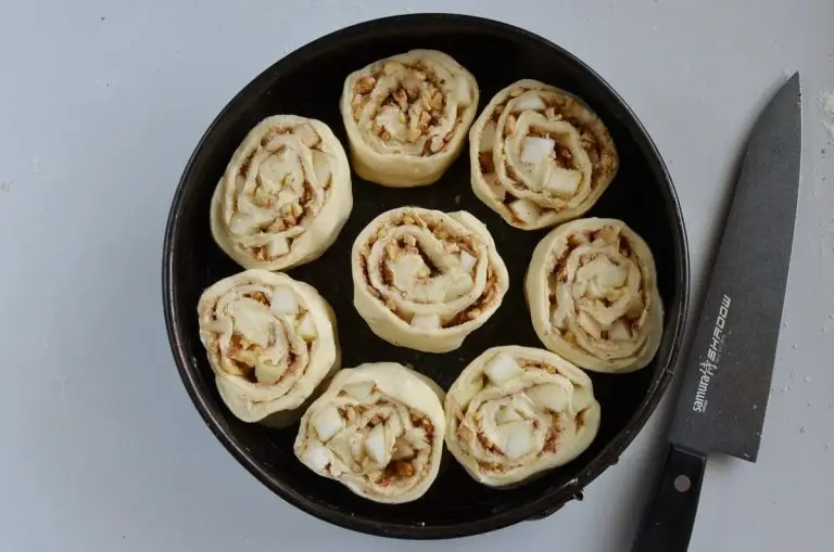 Step 9 - Pear Breakfast Buns
