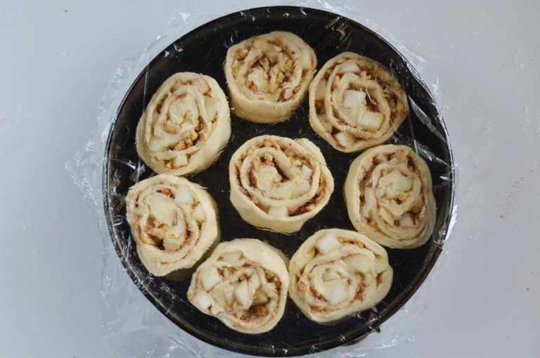 Step 10 - Pear Breakfast Buns