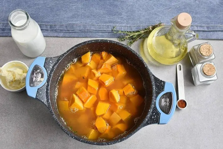 Step 4 - Pumpkin and Shellfish Bisque