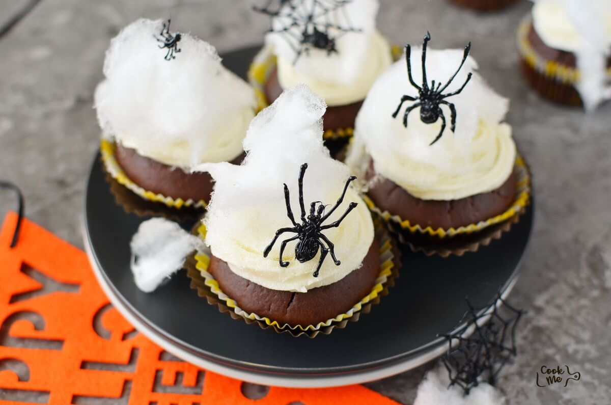 Spider Web Halloween Cupcakes Recipe-How To Make Spider Web Halloween Cupcakes-Delicious Spider Web Halloween Cupcakes