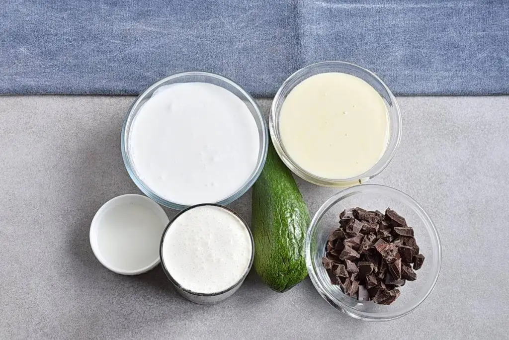 Ingredients for Spooky Halloween Popsicles